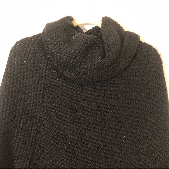 COCOGIO Poncho/Serape, Black, Made in Italy, Wool Blend, Women’s Size L/XL - Picture 2 of 5